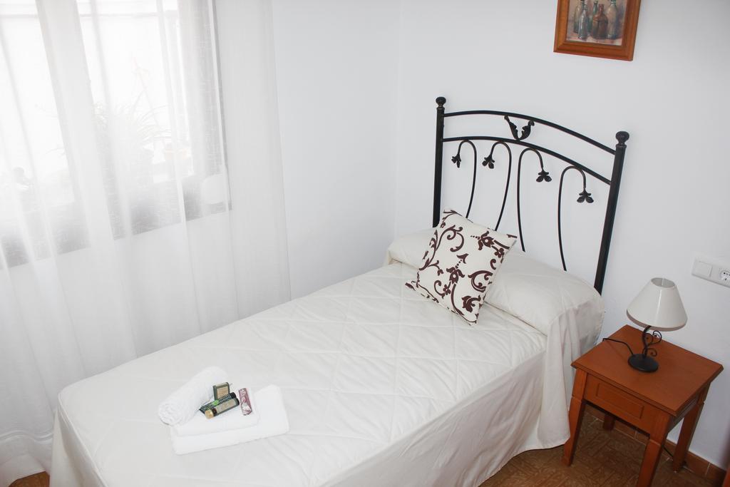 Pension Algarrobena Algarrobo Værelse billede